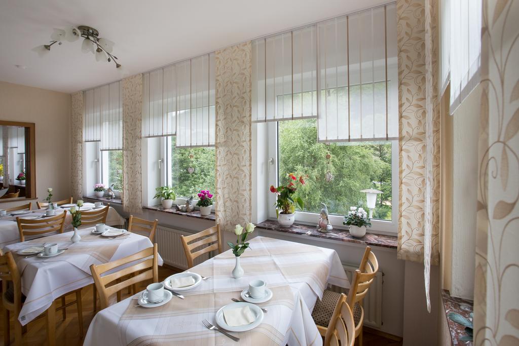 Haus Kesper-Brunen Hotel Willingen  Esterno foto
